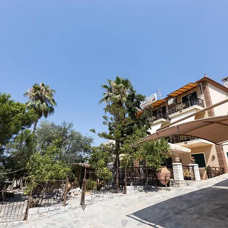 Amfitrion Гитион