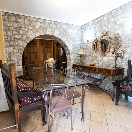 Amfitrion Апартаменты *