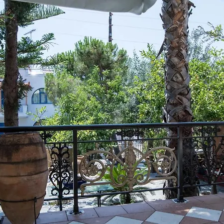 Amfitrion Apartman *