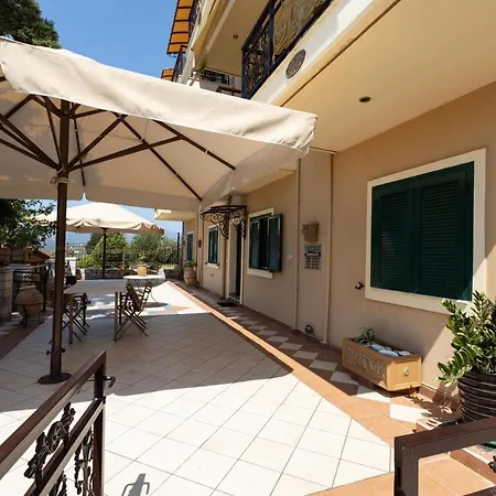 Amfitrion Apartman *